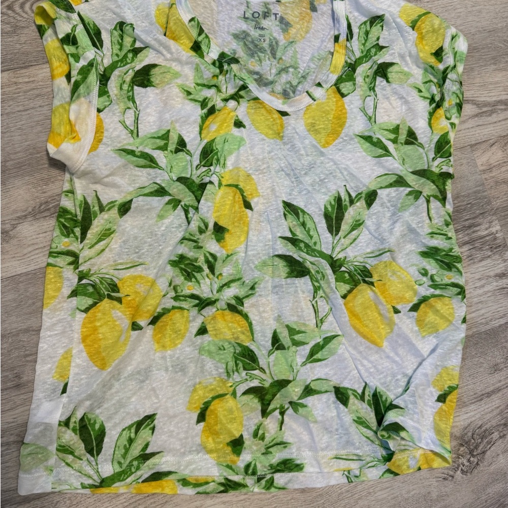 Loft linen lemon cap sleeve top. Xsmall - Picture 2 of 4